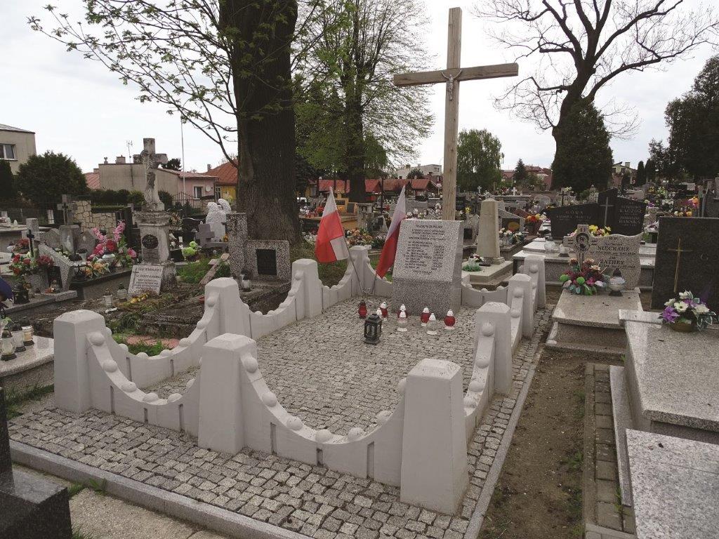 Mogiła Obrońców Lubaczowa i Baszni Dolnej z 1918 roku, 2018, Muzeum Kresów w Lubaczowie