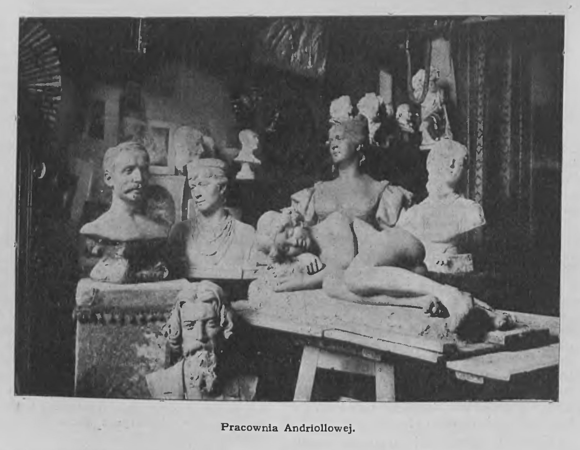 Rzeźba Natalii Andriolli Grajek wioskowy, fotografia z czasopisma „Tygodnik Illustrowany”, 1891, licencja PD, źródło: Biblioteka Cyfrowa Uniwersytetu Łódzkie